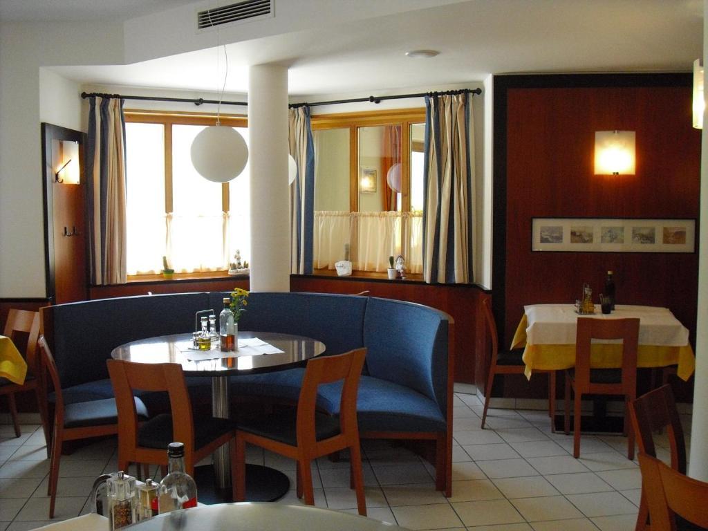 Pizzeria Restaurant Wieser Rasùn di Sotto Buitenkant foto